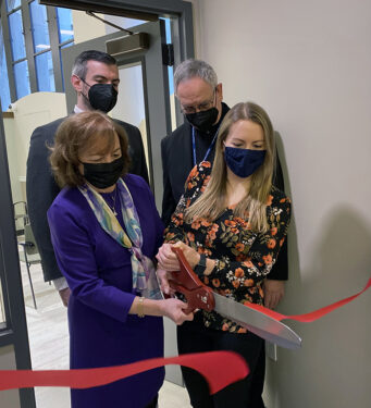 RobertGolden 1 DIGITAL 341x375 Bill Miller from The Tablet RobertGolden 1 DIGITAL 341x375 Bill Miller from The Tablet